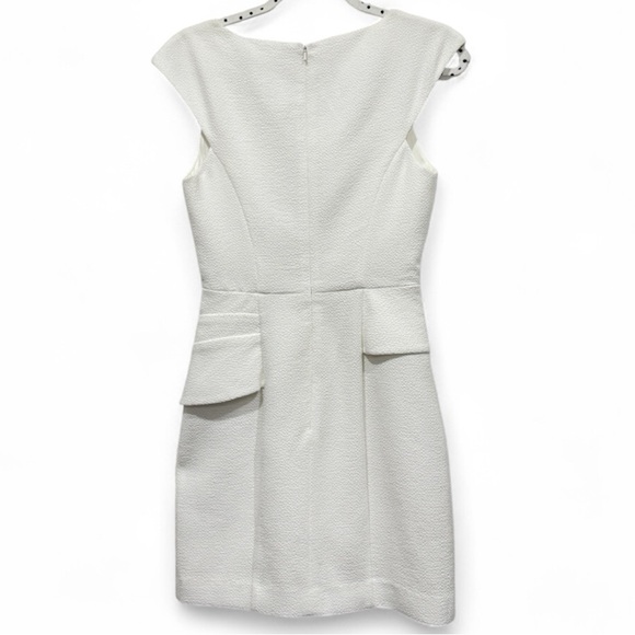 Black Halo white texture cap sleeve zip up Peplum Dress - Picture 5 of 16